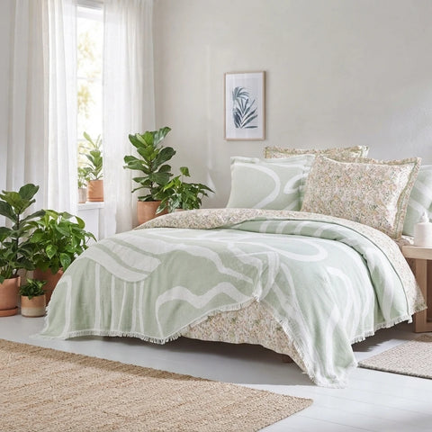 Reversible bedding set, Sage Green, Single, 5 pieces with pique throw
